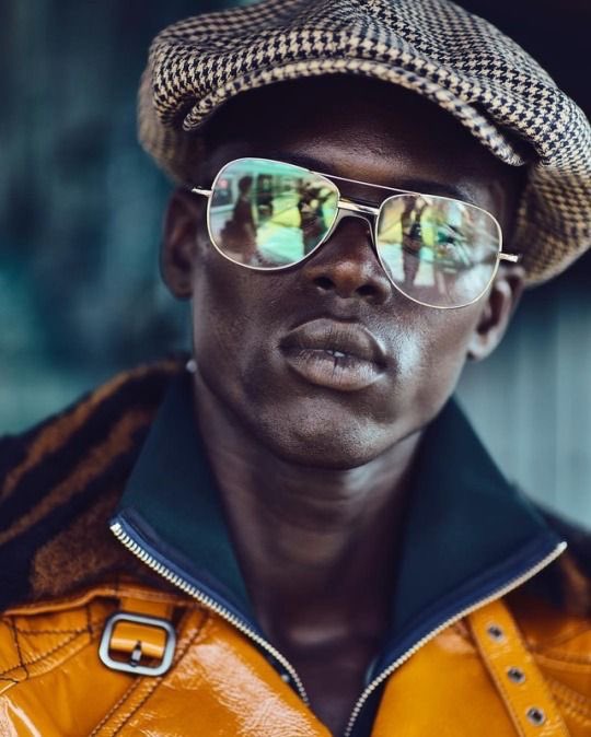 reference_town's tweet image. 🦋| dark skinned men references