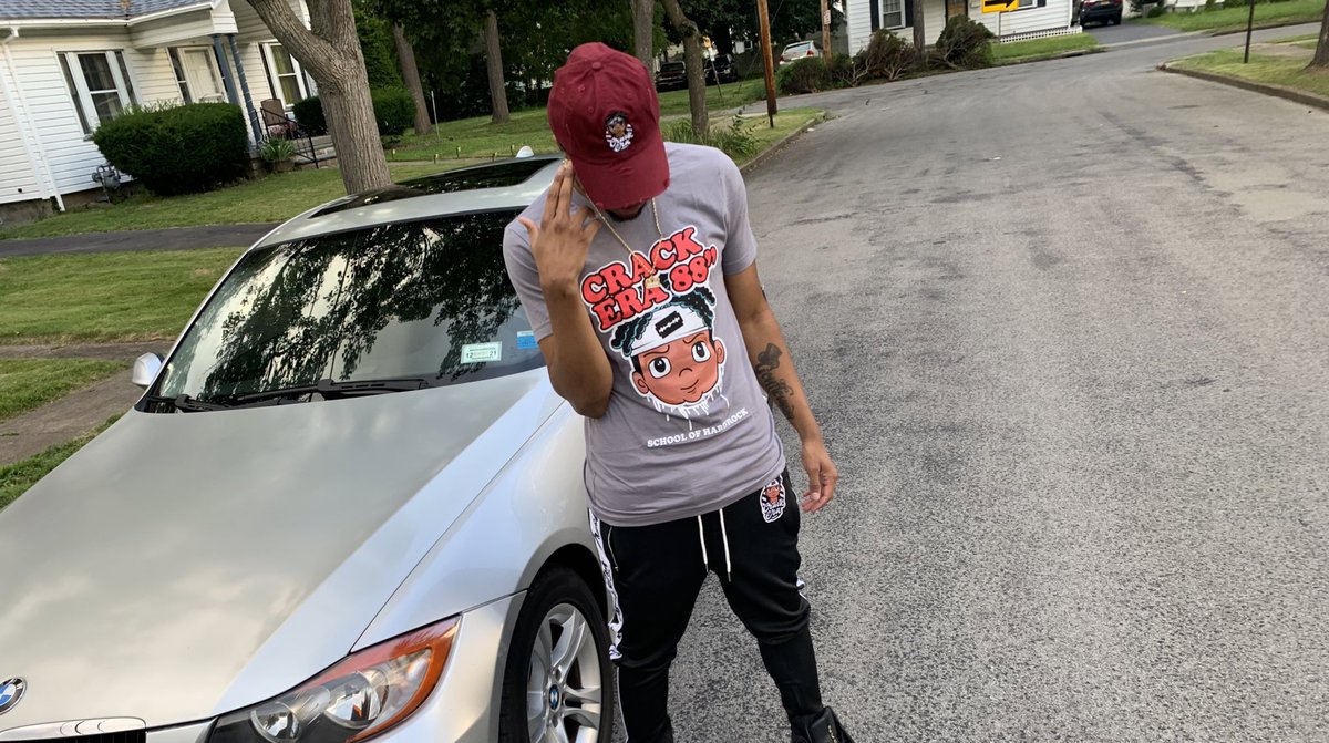 thekid_jo's tweet image. Supporting bro’s clothing line 
#CrackEra