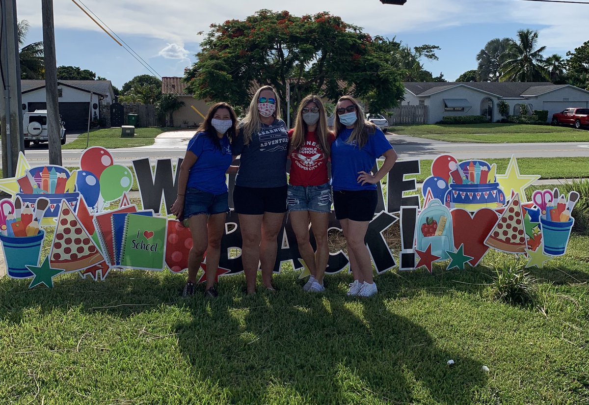 A huge thank you to our incredible PTSA for our Welcome Back drive through pizza party. We appreciate you 😀