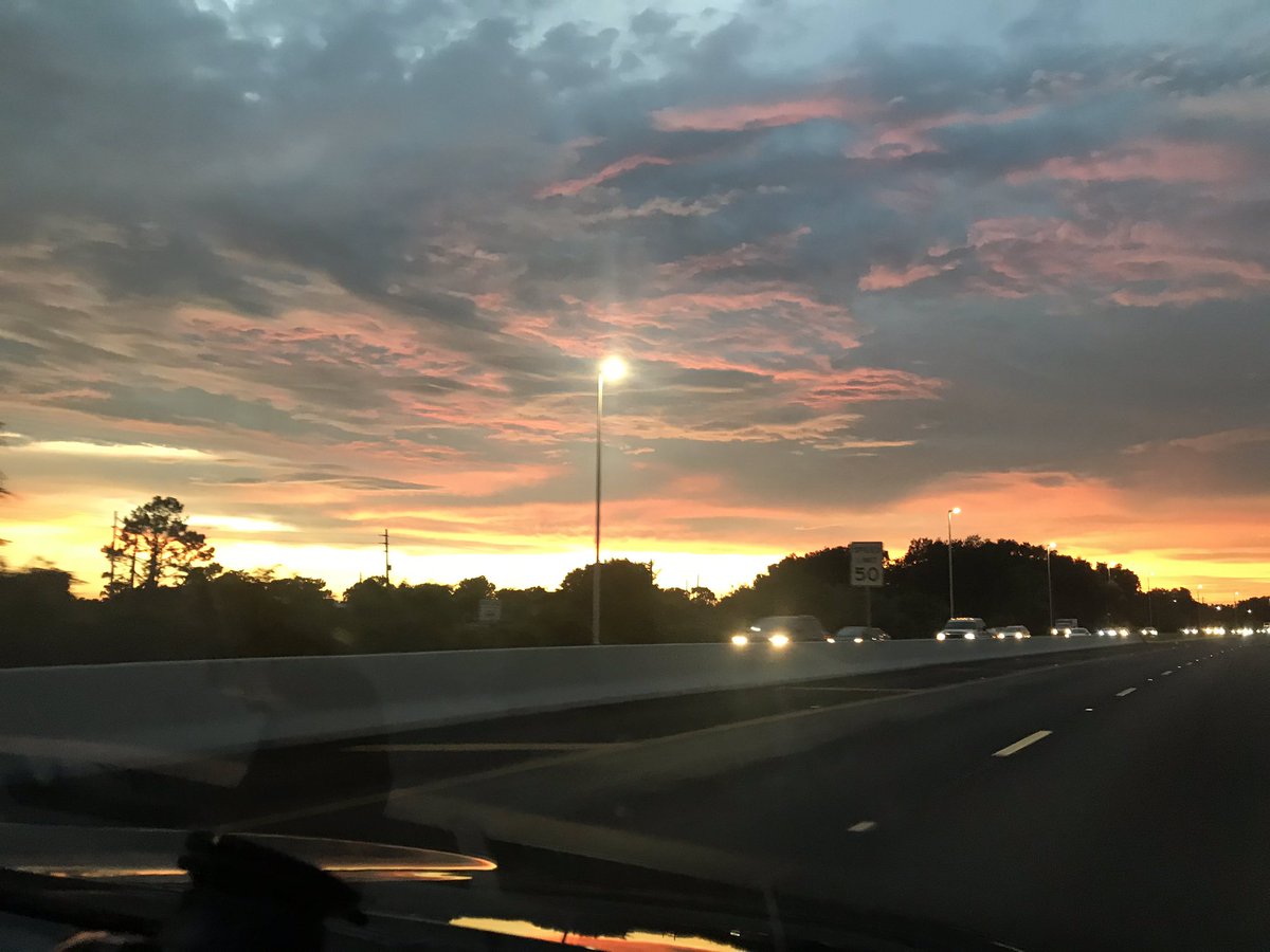 fceunited's tweet photo. Sunset near MCO https://t.co/7LXDIOSd3d