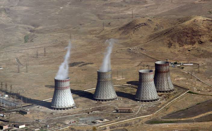 İkinci Çernobil kazasını yaşamak istemiyoruz yanı başımizdaki santralin kapatılmasını istiyoruz #gecmişolsunığdır #deprem