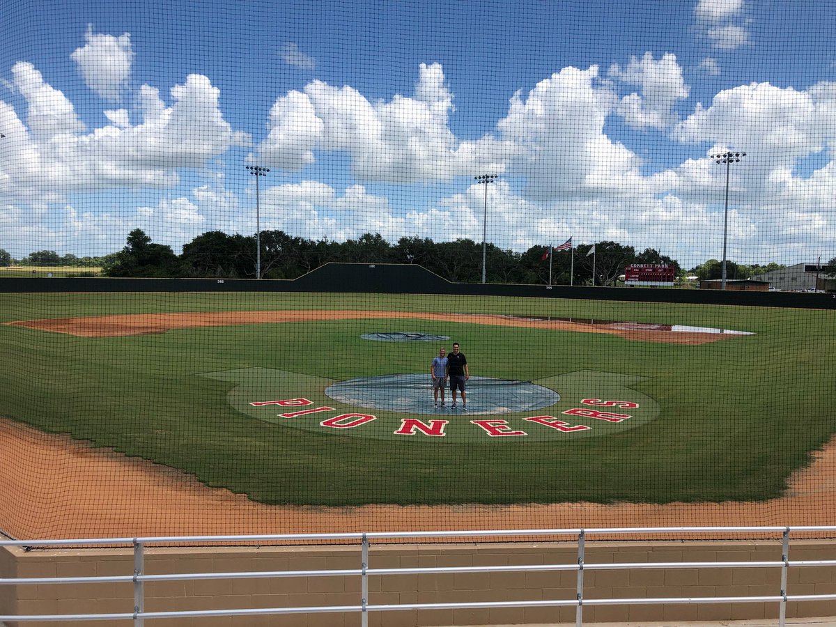 JeremiahBush18's tweet photo. Glad to say I am a pioneer!! @stsliders @WCJC_Pioneers . https://t.co/k4scANTTF3