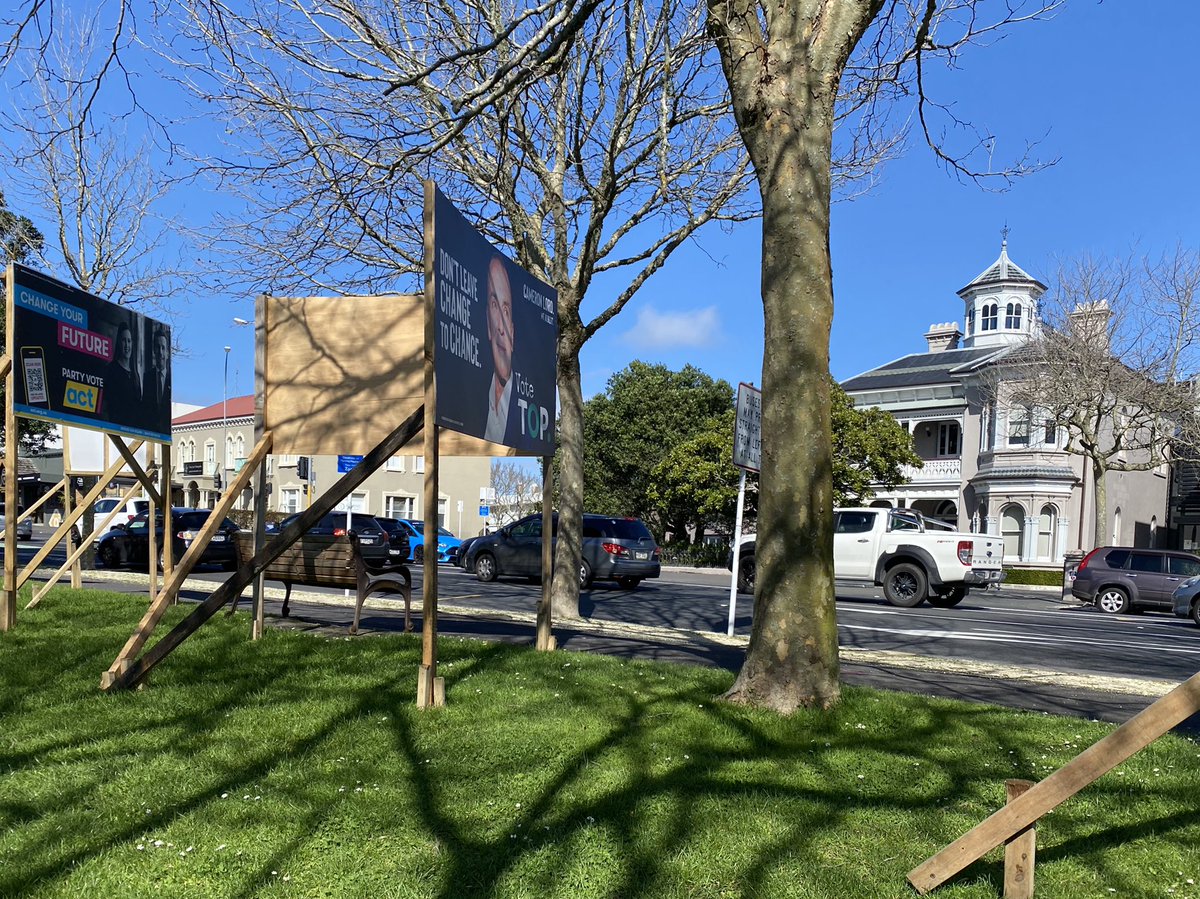 Louisepoppy's tweet image. First 30 minutes of Level 3 looks like #lockdownnz #newzealand