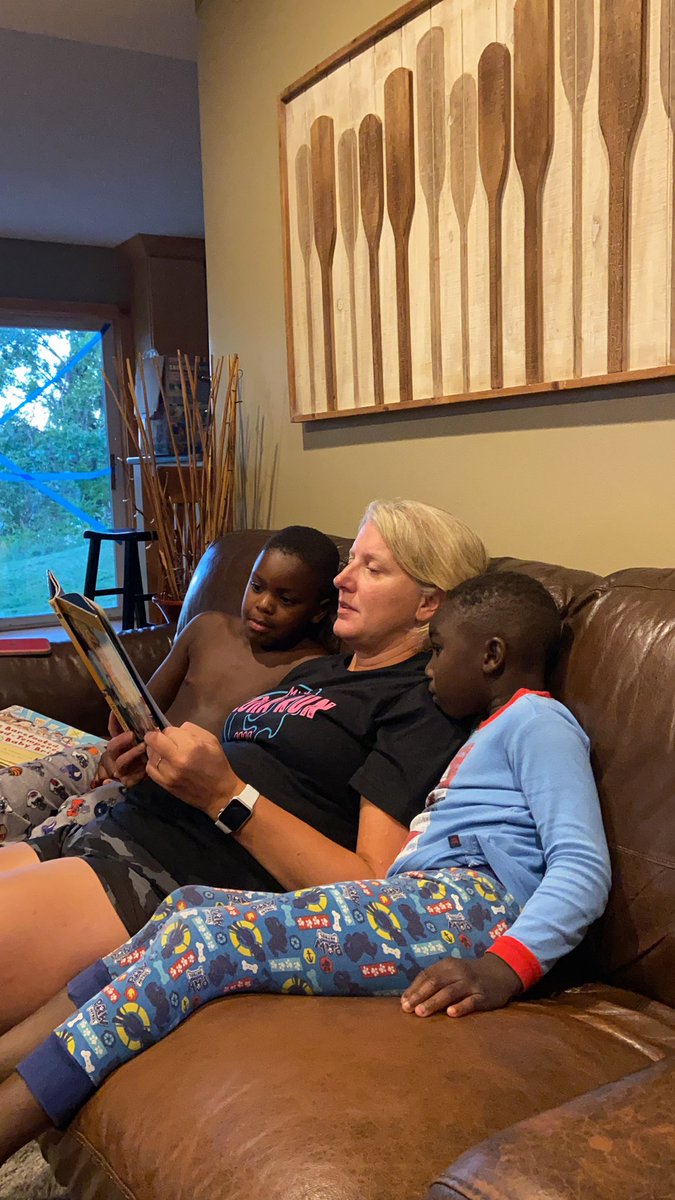 Me: Hey boys, time for books. I will read to you.  
Son: Can Mom read to us?
Me: Yes but you know I know how to read too.
Son: Yea but mom is a teacher and you are just a principal
😂😩😂

#piachat #mespamn #notfeelingthelove