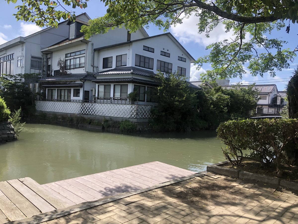 暇人 على تويتر 柳川市立図書館前 川下りコース ベンチにて 福岡は2日間のスコールの様な雨を挟み本日から猛暑です お盆休みで 芸術新潮 特集 現地でしか観る事の出来ない体感 保存版 いつか行ける日のために旅の特集 思いは遥か 暇人 على تويتر 柳川市立図書館前 川下りコース ベンチにて 福岡は2日間のスコールの様な雨を挟み本日から猛暑です お盆休みで 芸術新潮 特集 現地でしか観る事の出来ない体感 保存版 いつか行ける日のために旅の特集 思いは遥か
