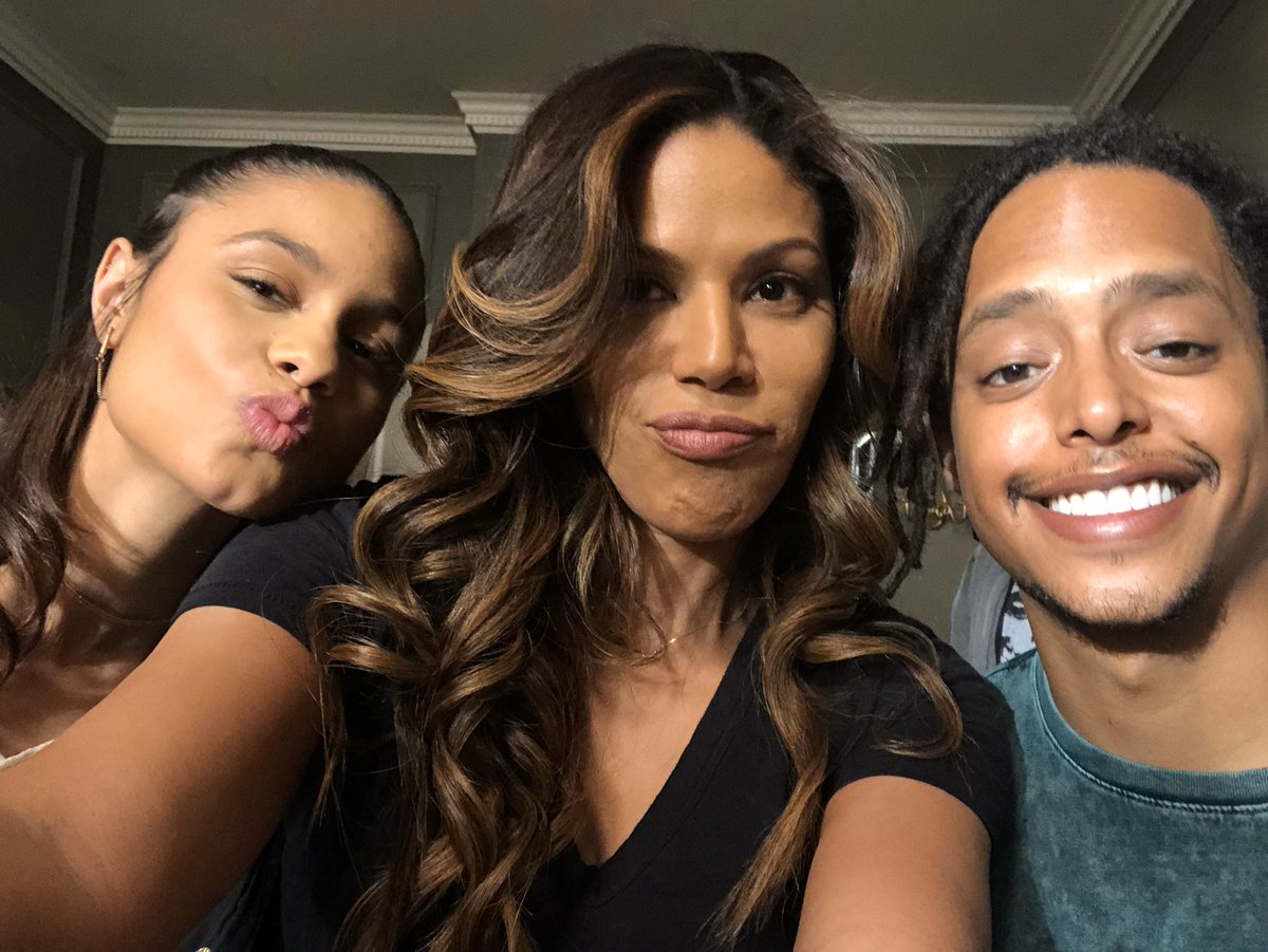 Merle Dandridge On Twitter I Could Squeeze My Babies All Day Erryday Thedesireeross Itsbookofjacob Greenleafown Greenleaf Sophia Grace Aj Https T Co Hdzmiebuan