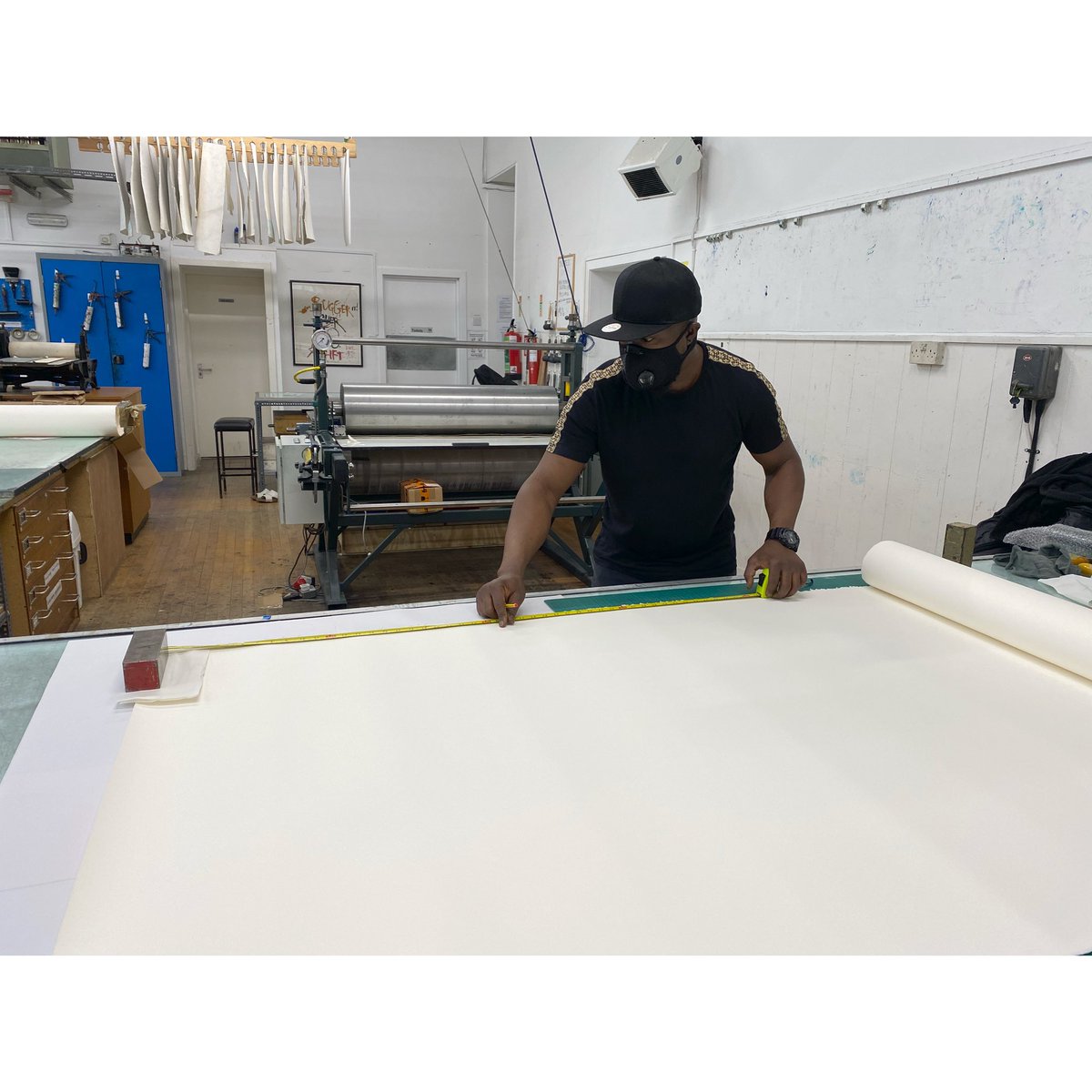 AdeAdesinaink's tweet photo. Print studio @peacockvisualarts #printmaking #prep #print #paper #printstudio #printmakingworkshop #adeadsina #printmakingpress #aberdeen #backtowork https://t.co/JDBYUzMsR1