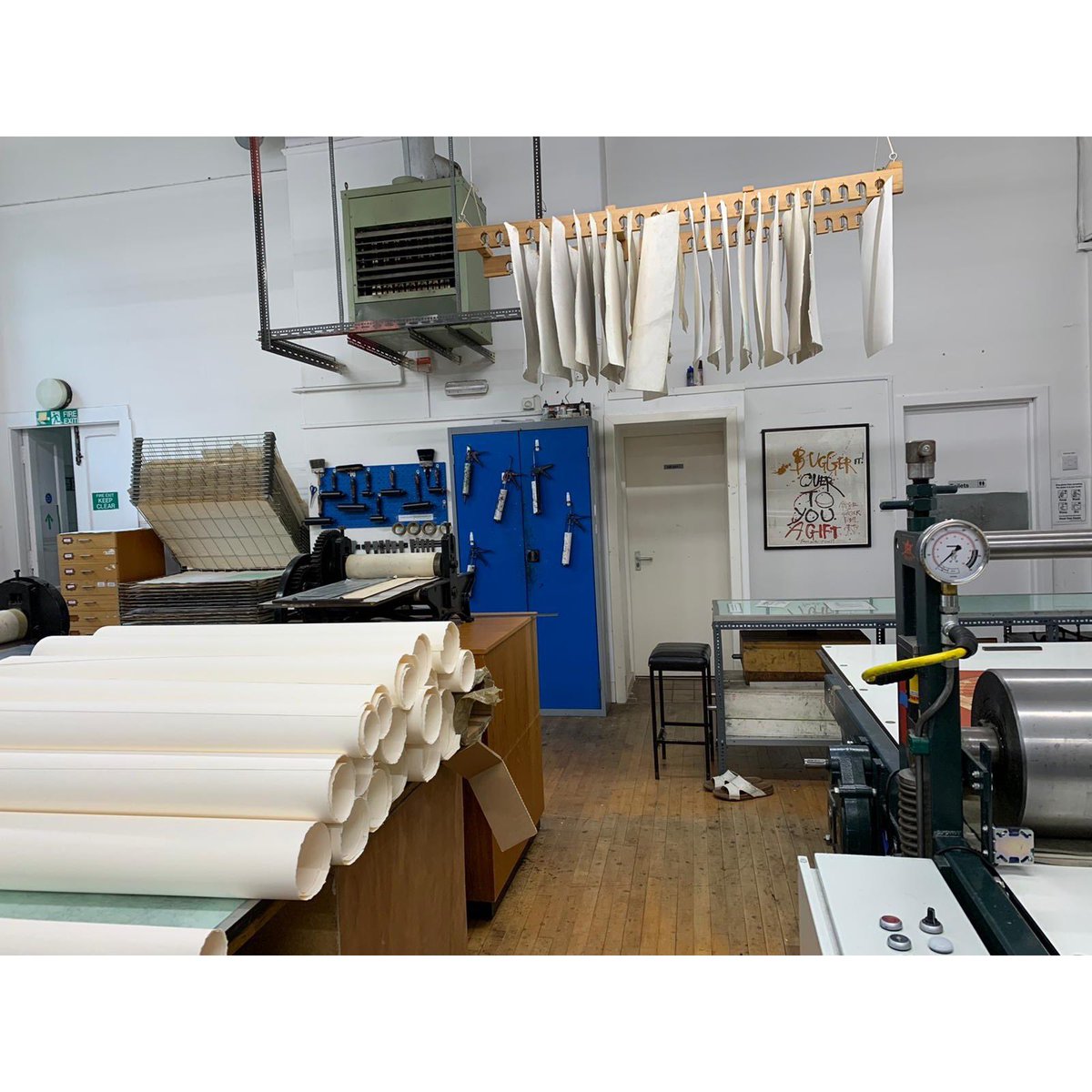 AdeAdesinaink's tweet photo. Print studio @peacockvisualarts #printmaking #prep #print #paper #printstudio #printmakingworkshop #adeadsina #printmakingpress #aberdeen #backtowork https://t.co/JDBYUzMsR1