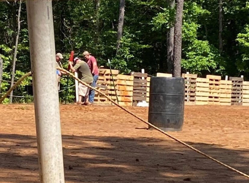 grove_ffa's tweet photo. Many people don’t realize there are many agricultural careers right near them! This summer learning the basics of roping and performing sorting practices. Senior, Major Harms shows some of the activities that he added to his SAE this summer. https://t.co/muorr1jjk2