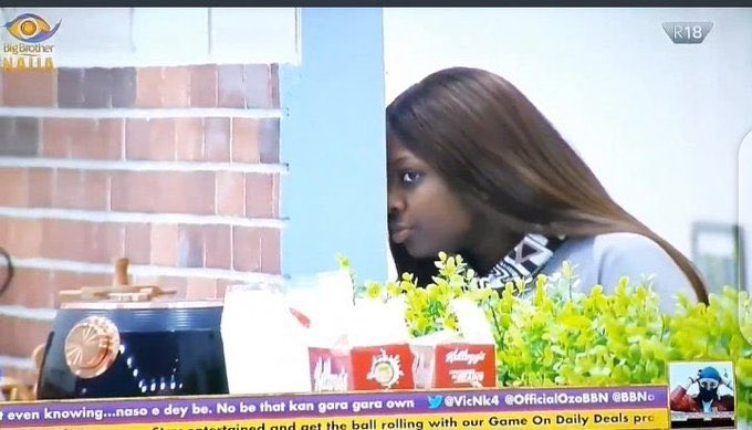 Madam fake bum going for Ozo and Ozo going for her further affirmed Dozo was a friendship, Dorathy could even excuse herself when they were talking to give them privacy.  #BBNaija Still does 