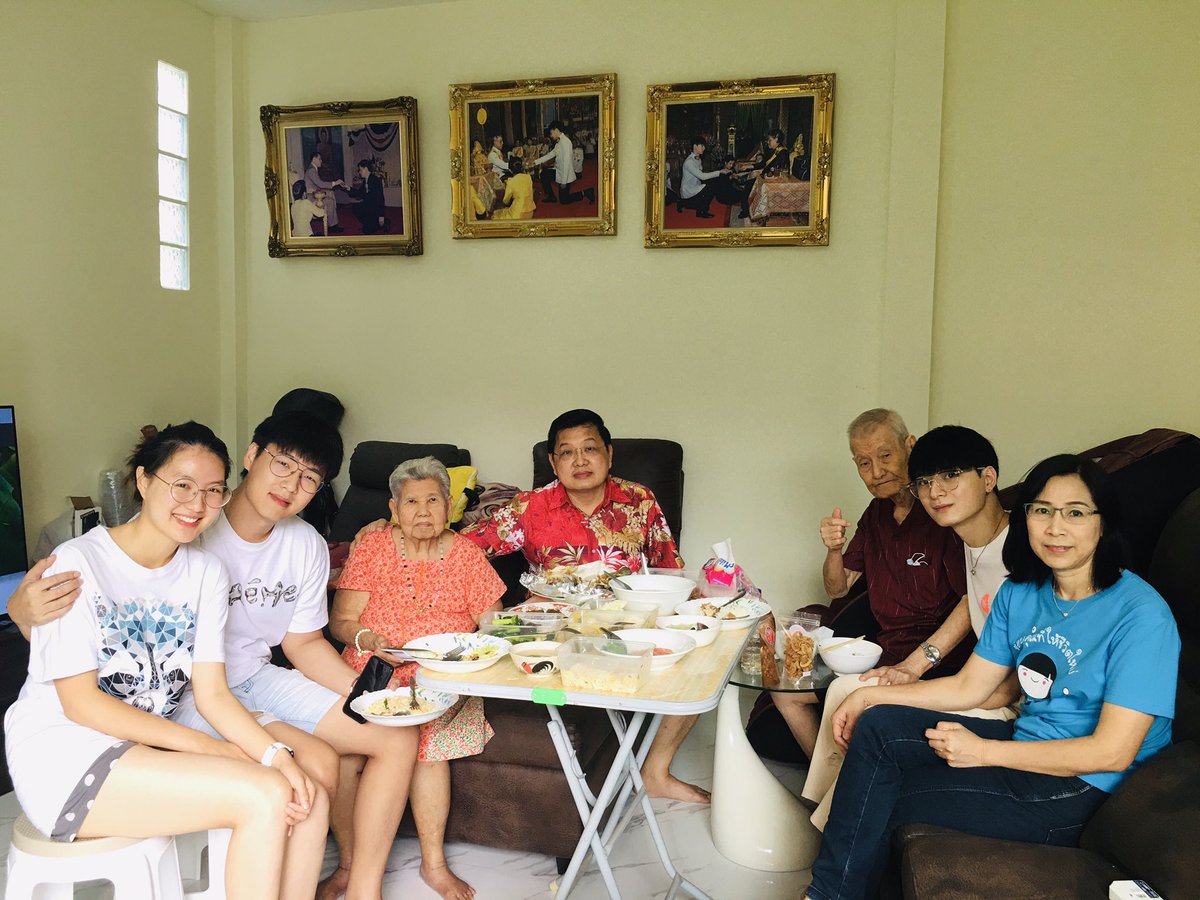 chaiyutjack's tweet photo. Happy Mother’s Day. https://t.co/5h4A4lhyzS