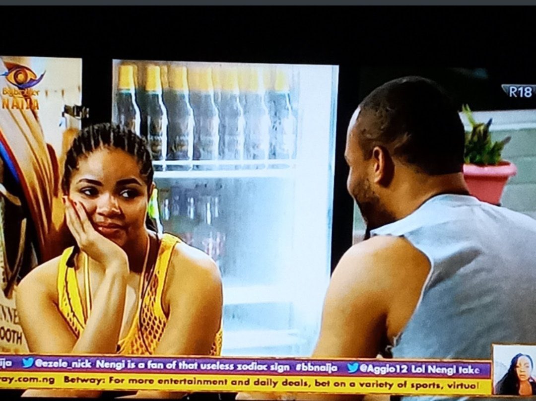 Then came madam fake bum seeing what a great friendship, she started admiring it, longed for his attention, sending green signals  #BBNaija He responded and even started insisting she is the spec