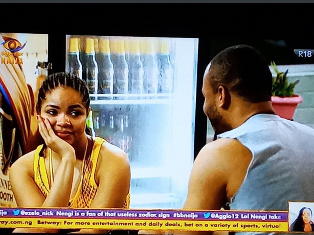 Then came madam fake bum seeing what a great friendship, she started admiring it, longed for his attention, sending green signals   #BBNaija He responded and even started insisting she is the spec