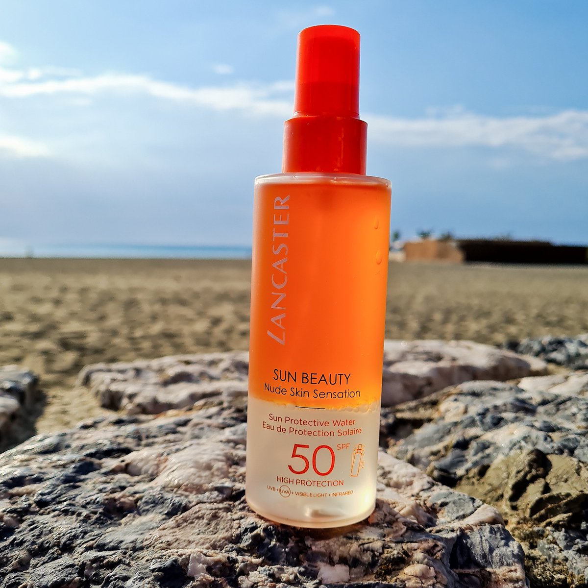 Addictionmakeu1's tweet image. Nouvelle protection solaire sunbeauty de chez @lancaster 
Et si vous pouviez être protégé du soleil tout en vous sentant nu? Lancaster, pionnier international de la recherche solaire, vous propose sa plus large protection solaire 
#LancasterBeauty
#LiveWithLight