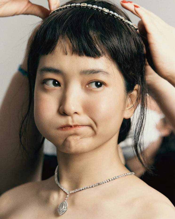 kdramasky's tweet photo. i know I'm no where near her cuteness and swag but here ya go ๐โ
#kimtaeri
#kdramaselcaday https://t.co/MwbxCIqlE0