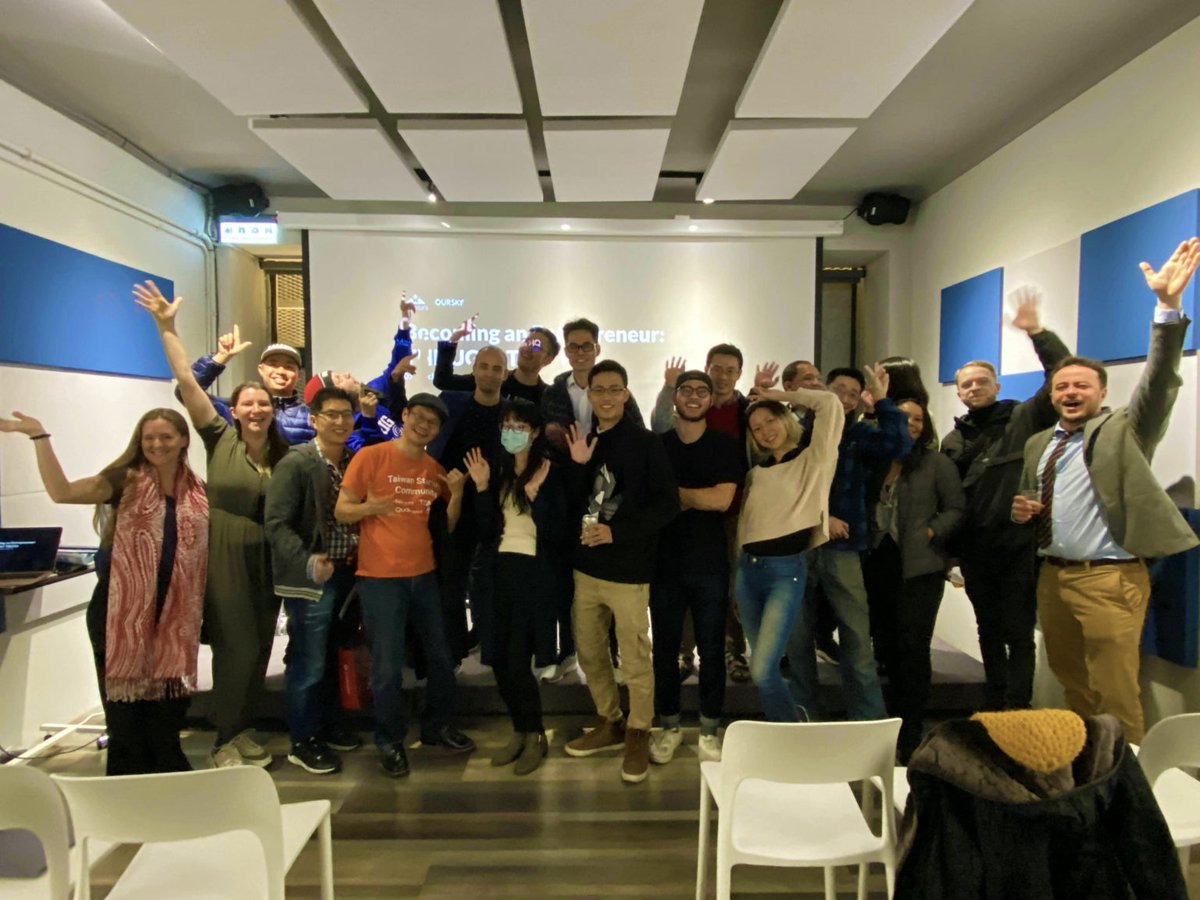 oursky's tweet photo. Personal connections mean a lot to Ourskyers. We meet so many inspiring people everyday and always strive to give back to the community. Just take it from our #BusinesDevelopment manager, Varya! Check out her latest blog: https://t.co/B53tA2RQ46. #startup https://t.co/dCTaobfBQl