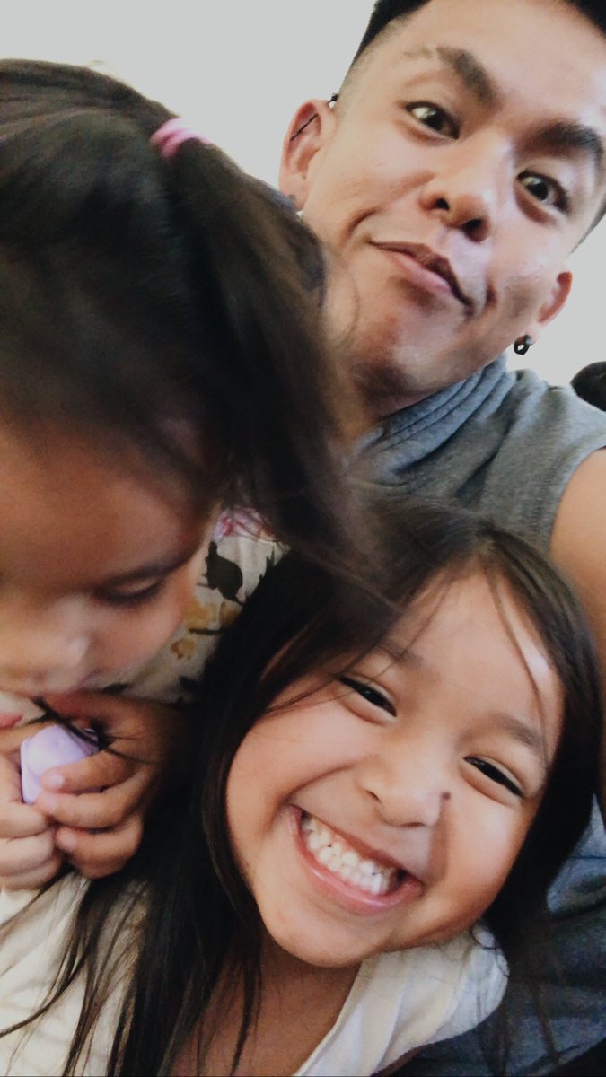 wesGAY22's tweet photo. My Aries girls. 
Side note my Libra nephew is on the side wanting to be left alone 🤣 https://t.co/wvMlJbG8A4