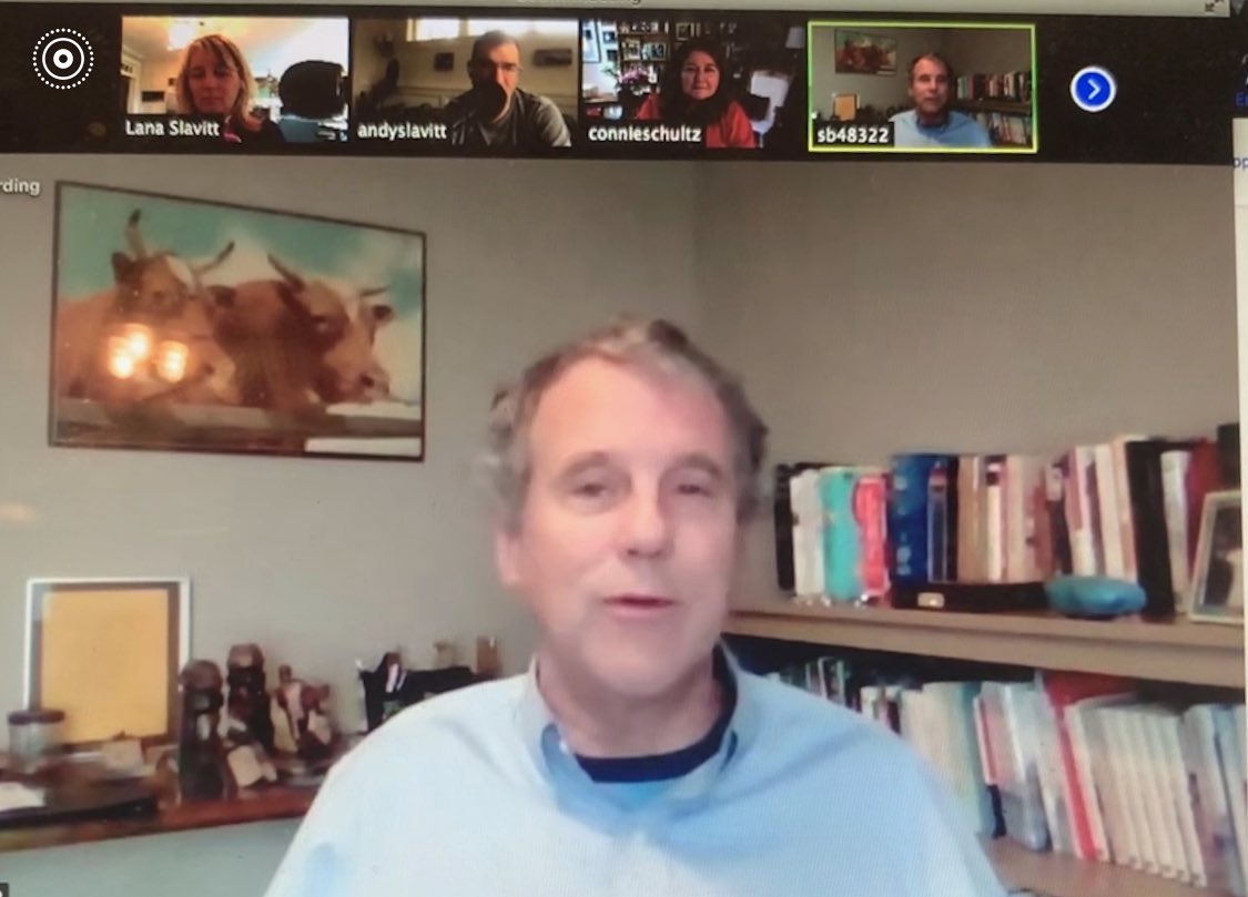 There are no two people who speak for the stories of front line working people than  @ConnieSchultz &  @SenSherrodBrown. Tomorrow a special  #inthebubble honors front line workers & how we have abandoned them.  http://Smarturl.it/inthebubble 