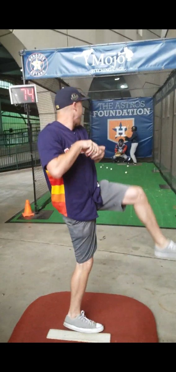 kfoy81's tweet photo. I miss challenging my buddies at the radar gun! #strike #pitcher #mph 
@ATTSportsNetSW @astros @blummer27 @sfa_shag https://t.co/C0pBYR9Nnl