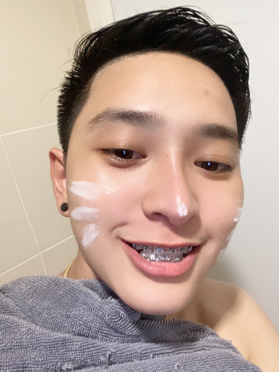 tomaunpun's tweet photo. หน้าบานขึ้นทุกวัน https://t.co/4uGUUvrmqs