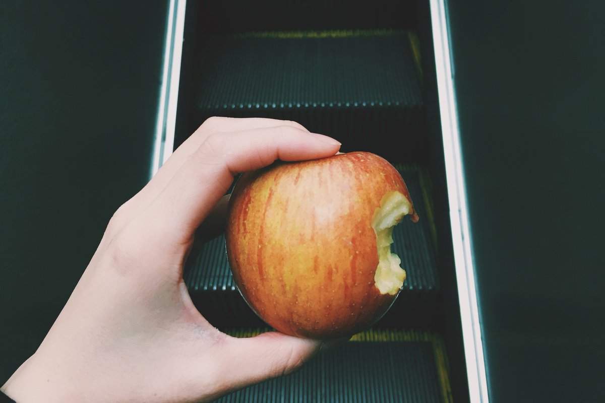 Robb_Evans's tweet photo. Apple Bites Back https://t.co/LjwS5WDn09  What does this mean for confidentiality agreements and #patent #litigation? https://t.co/upH0PpwQjp