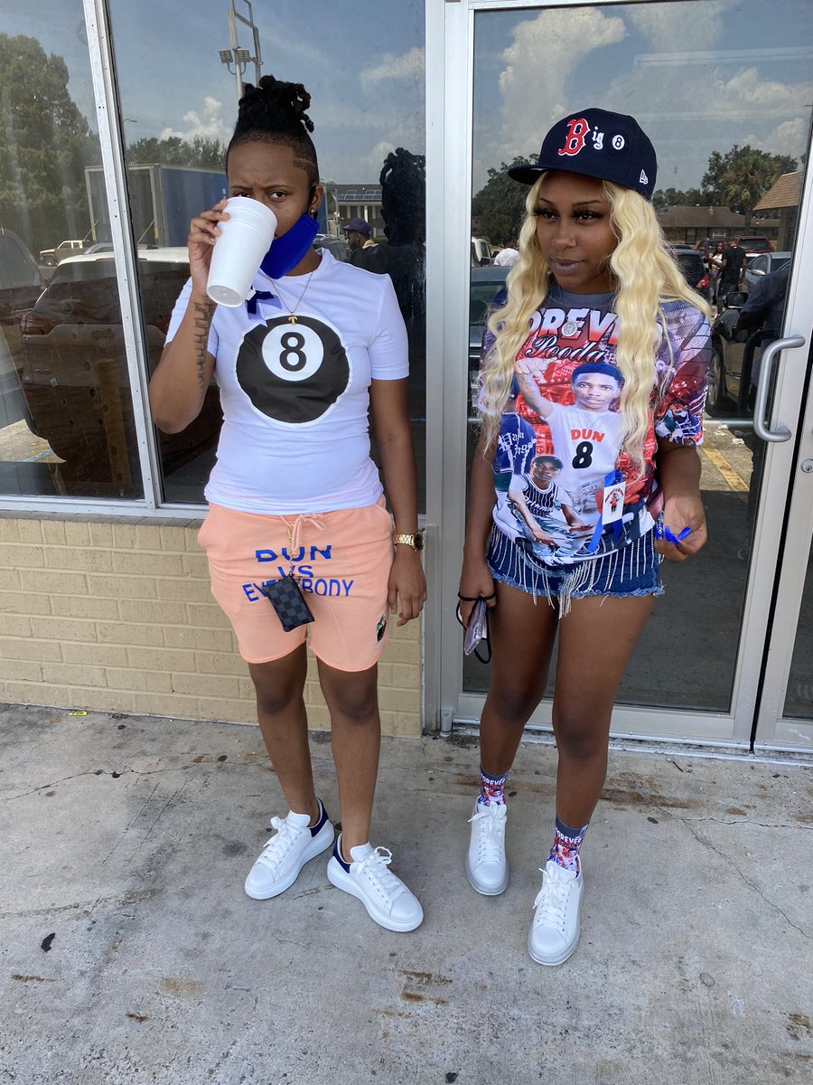 suckafree4l's tweet photo. I’m gon be the same nigga if I was rich or poor. #LLD #FHTK🕊 https://t.co/CZuRslSa4k