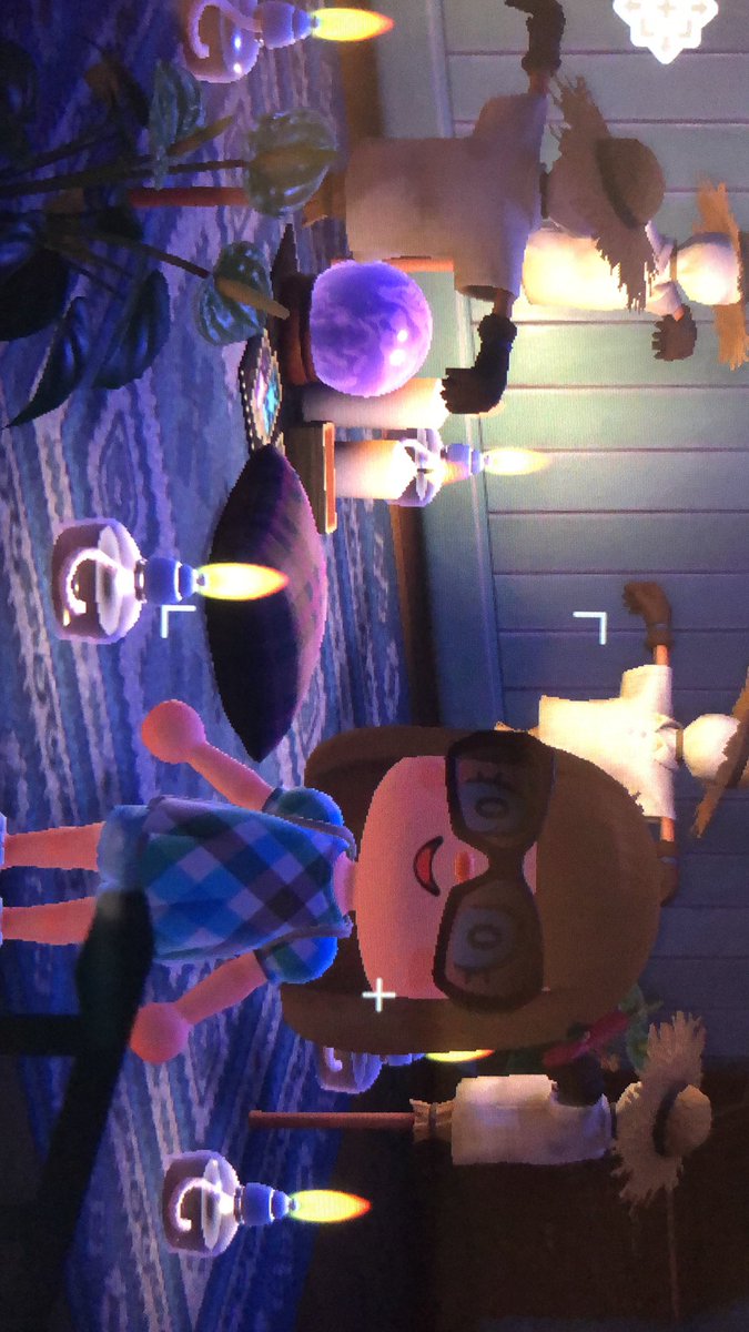 julie_larson98's tweet photo. @mamoose_ This island is rad! Love the downstairs lmao https://t.co/OXvRU9OUDh