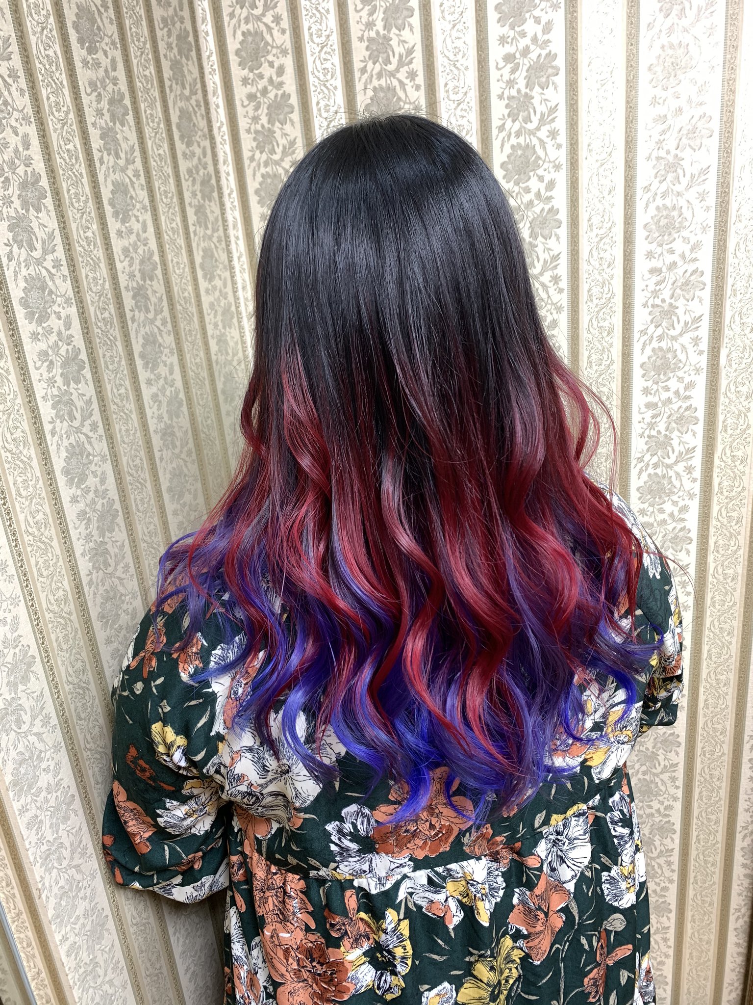 シャンテグラム ヘアスタイル紹介 黒髪 2色グラデーションカラー T Co D7jp9howvp Twitter