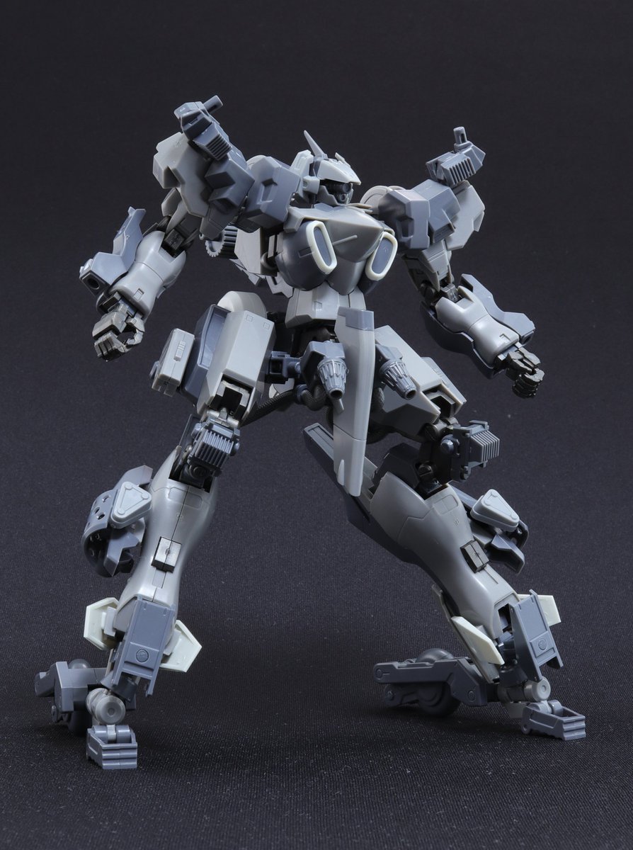 Twoucan 逆関節 の注目ツイート モデル