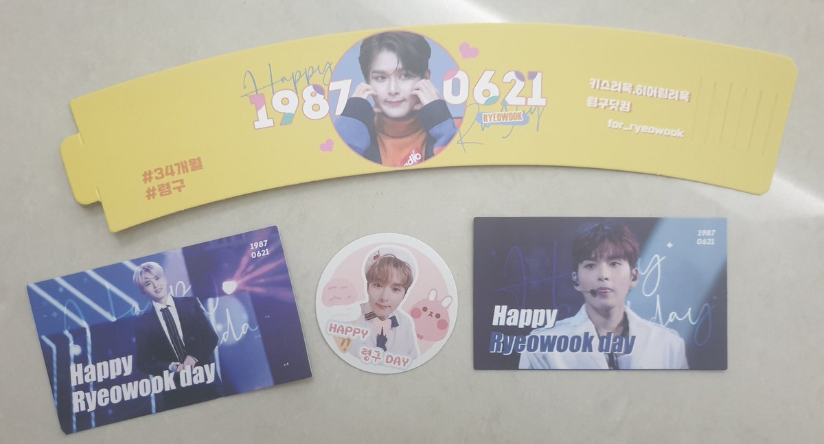 Online redemption for ryeowook cupsleeve (Malaysia only) 
Only pay for postage 
Dm to redeem
Limited amount 
#Ryeowook