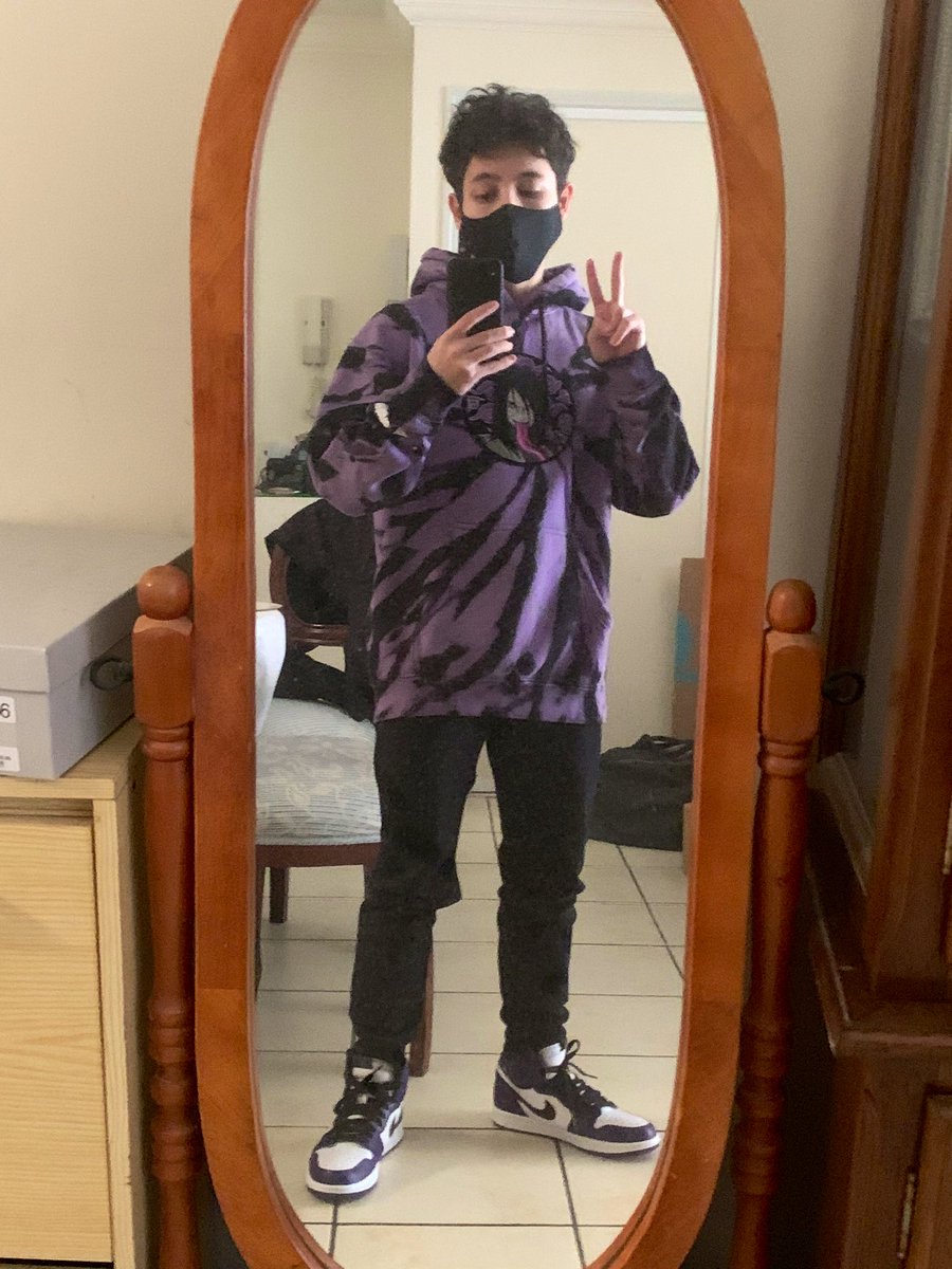 Iyoku4's tweet photo. Got me some more @hypland gear and it looks soooo clean! https://t.co/Sd2L0YX50w