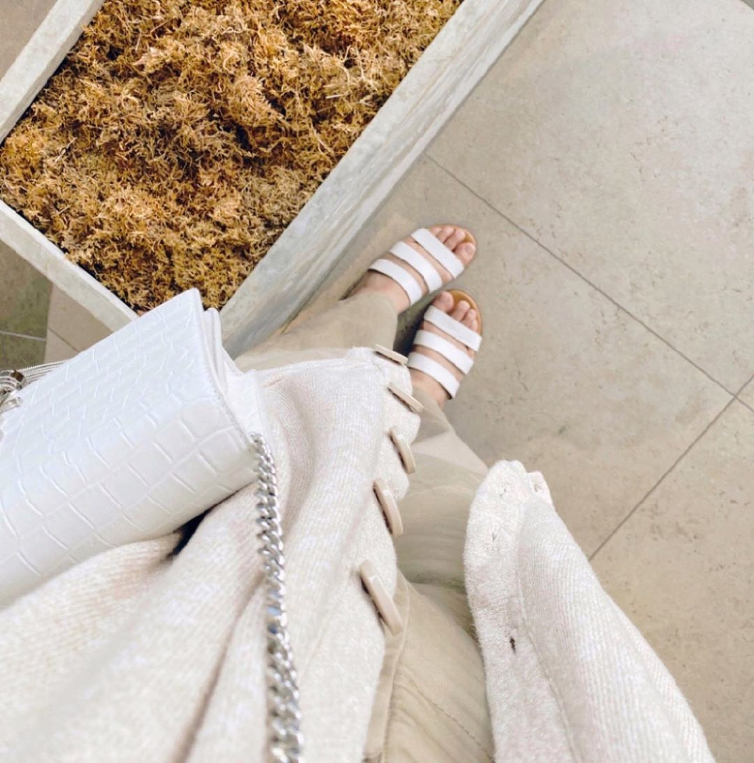 sofabph's tweet image. A breezy pair for a quick afternoon walk 🍃 @milesocampo in  Reese Slides 🤍 #sofabph