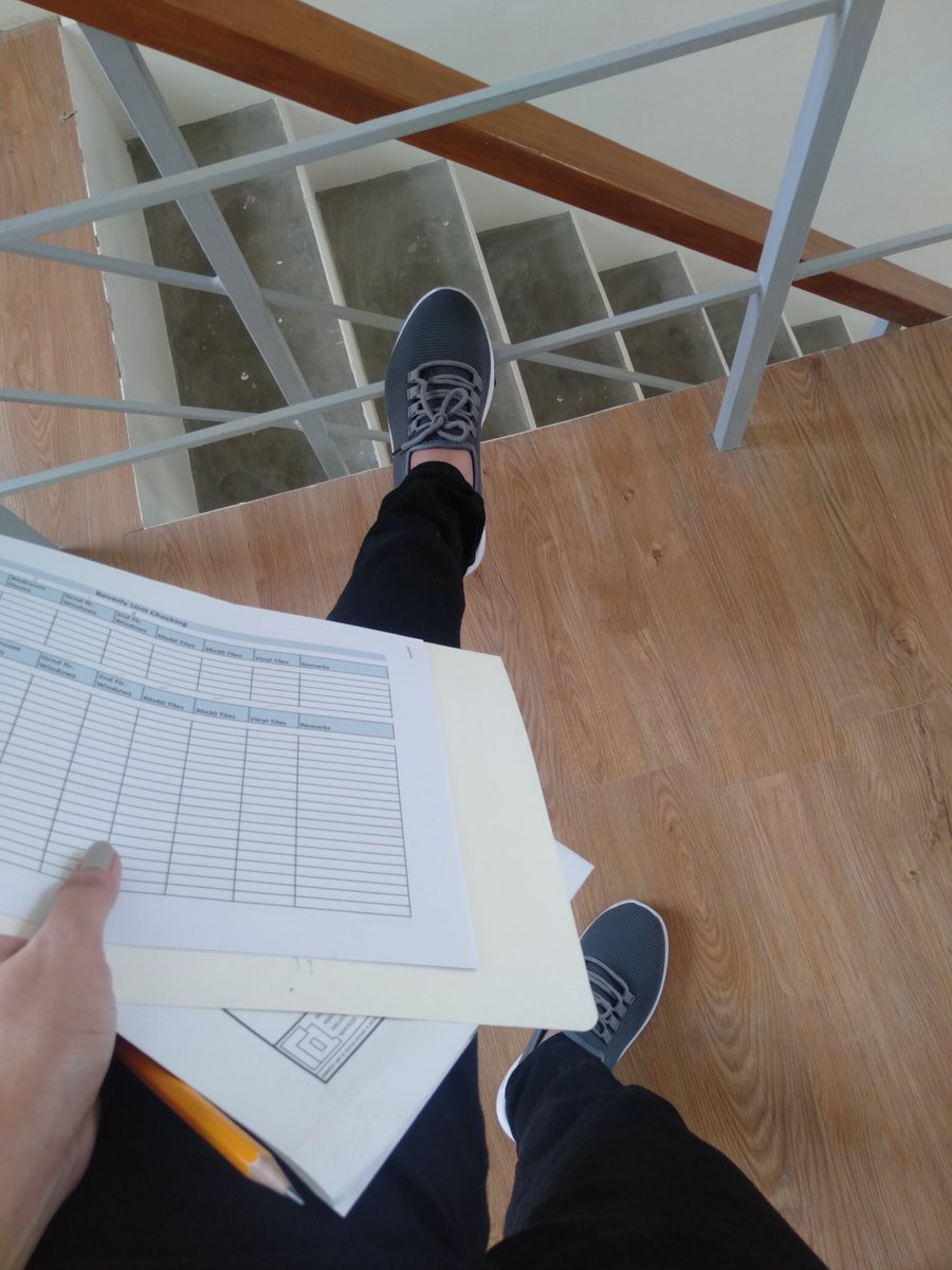 Perlymae1016's tweet photo. 127 houses to check. Lez goooo. https://t.co/478tUvwMOz