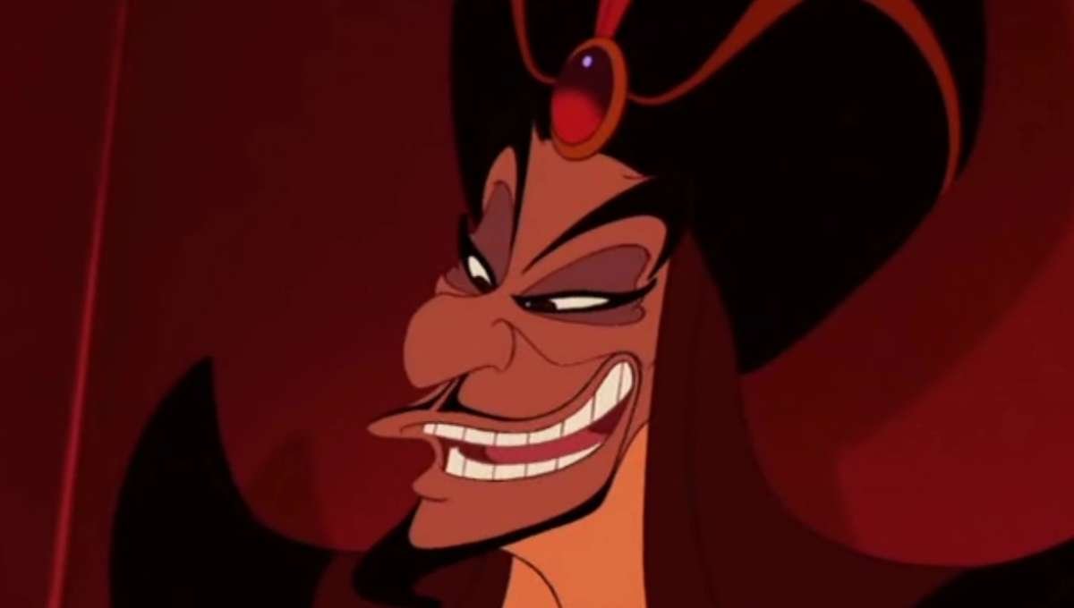 3. Jafar - HEHEHSAHEKAEHKAKE HE MAKES ME FEEL THINGS EVERY TIME I WATCH ALADDIN I'M NOT SORRY FOR THIS ONE I THINK FROLLO IS WORSE BUT MMMMMMMM HI MASTER