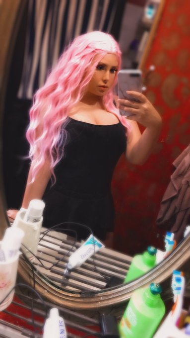 Dm for my pricing 💦 #selling #sellingpics #onlyfans #premium #premiumsnap #kawaii #findom #seller #sellingcontent<a href="/tag/selling"class="tags">#selling</a><a href="/tag/sellingpics"class="tags">#sellingpics</a><a href="/tag/onlyfans"class="tags">#onlyfans</a><a href="/tag/girls"class="tags"><span>#girls</span></a><a href="/tag/sexy"class="tags"><span>#sexy</span></a><a href="/tag/kawaii"class="tags"><span>#kawaii</span></a><a href="/tag/findom"class="tags"><span>#findom</span></a><a href="/tag/pinkhair"class="tags"><span>#pinkhair</span></a><a href="/tag/seller"class="tags"><span>#seller</span></a>