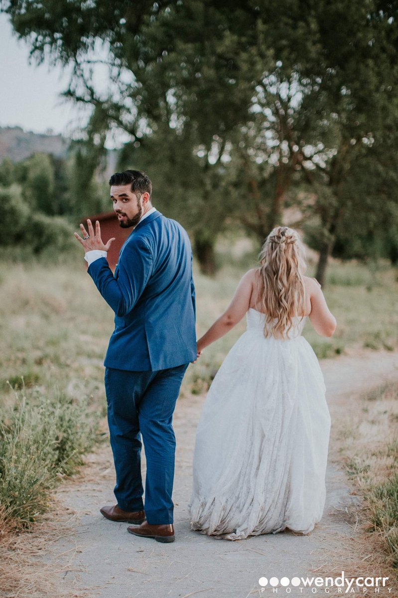 madison__burt's tweet photo. I married my lobster. 💍🦞 https://t.co/UDStKHfnVb