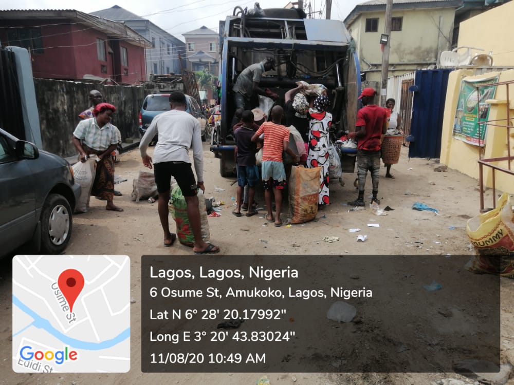 acmepluse's tweet photo. House to house waste collection at Alafia Ward, Apapa Iganmu LCDA.
Acmeplus Environmental Services LAWMA PSP Alafia Ward - (11/08/2020). https://t.co/9Tu9rmeGTO
