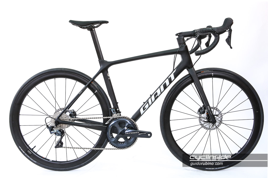 cyclinside's tweet photo. #Giant TCR Advanced Pro Disc. Docile solo nel prezzo - https://t.co/s8LQmz4MO0 #Novità2021 #Prova #TcrAdvancedPro #Test #TestECollaudi #Biciclette #Technews https://t.co/WtNE4MDHUz