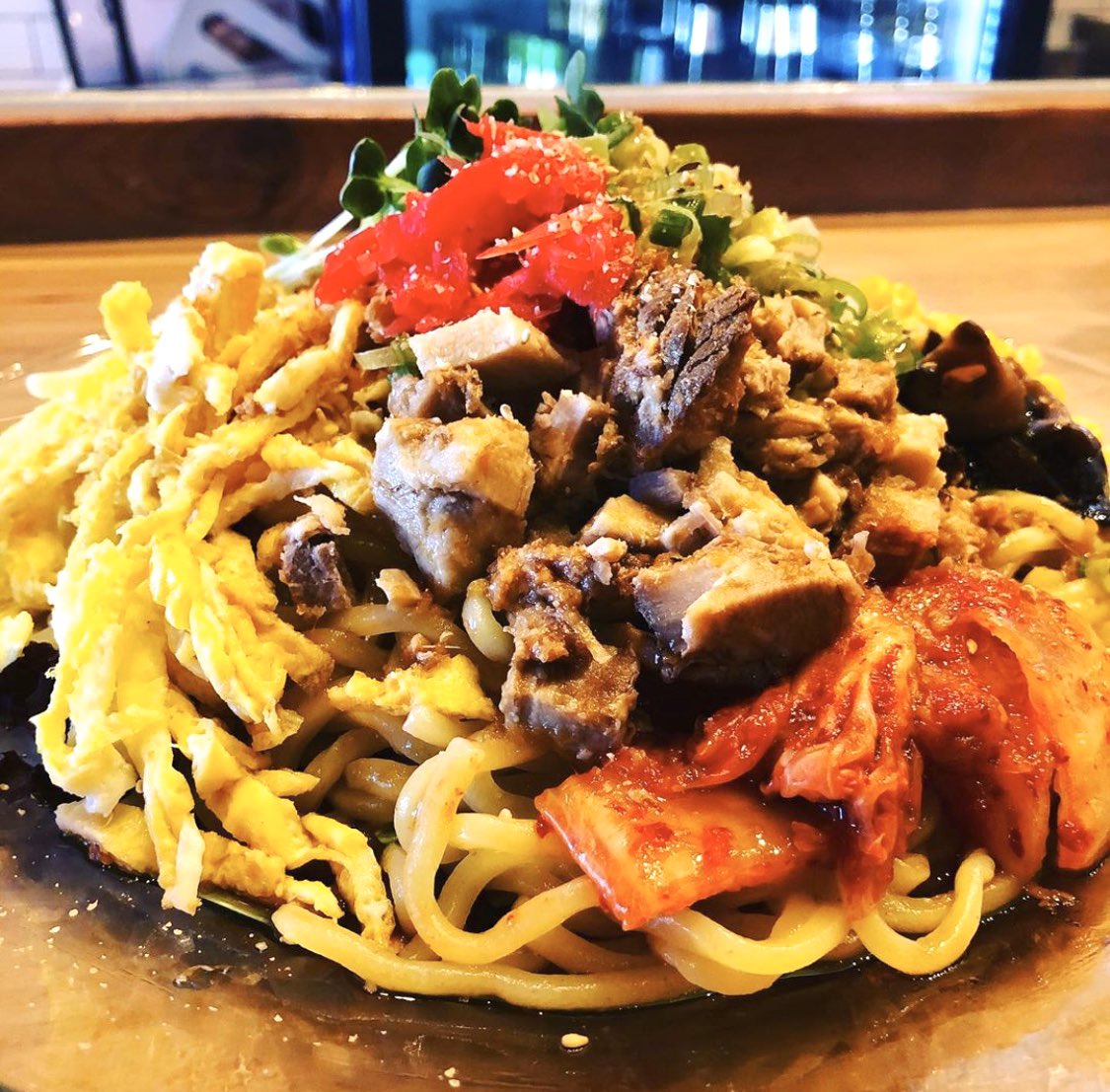 Traditional Japanese cold noodles Hiyashi Chuka now available at Ramen Show! Perfect for these hot summer days! 😋 

Ramen Show 

4215 Spring Mountain Rd 
Las Vegas, NV 89102

☎️ 702-445-6343

#coldnoodles #noodles #japanesefood #japanesecoldnoodles #japanesenoodles #chinatown