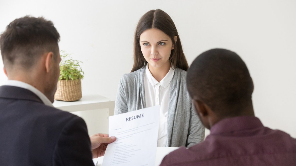 craftmycv's tweet photo. Recruiters know you through your resume, so make it worth your while.
#resumebuilder #craftmycv #resumecontent #resumetips #hiringprocess #hiringpractices
https://t.co/0PjsE2tHcv https://t.co/FvDeBhtaGi