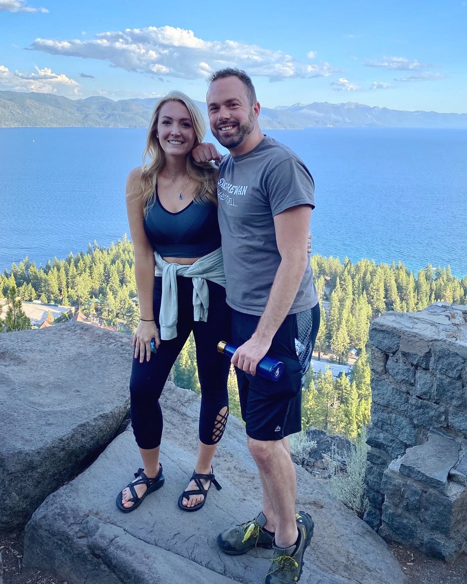 LindseyHenry365's tweet photo. One of my absolute fav people of all time came to visit today!!! 🤗 So glad we got to do the #FireLookout hike together!!!
#Tahoe #LakeTahoe #CalNeva https://t.co/ff13z5Nx5E