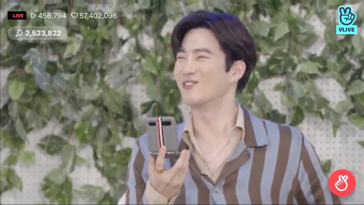 the more I see people compare my melody and Junmyeon, the more im convinced that they are one (I'm sorry I know no one asked for this thread but it's just a journey of me accepting and comparing and cooing over junmyeon)