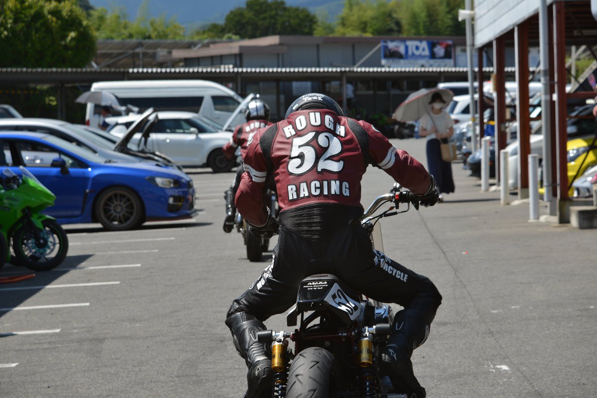 kurikuri_r1200s's tweet photo. #ハーレー #HARLEYDAVIDSON #ハーレーダビッドソン
#本庄サーキット #本庄モーターパーク https://t.co/CcYXv1Fj0L