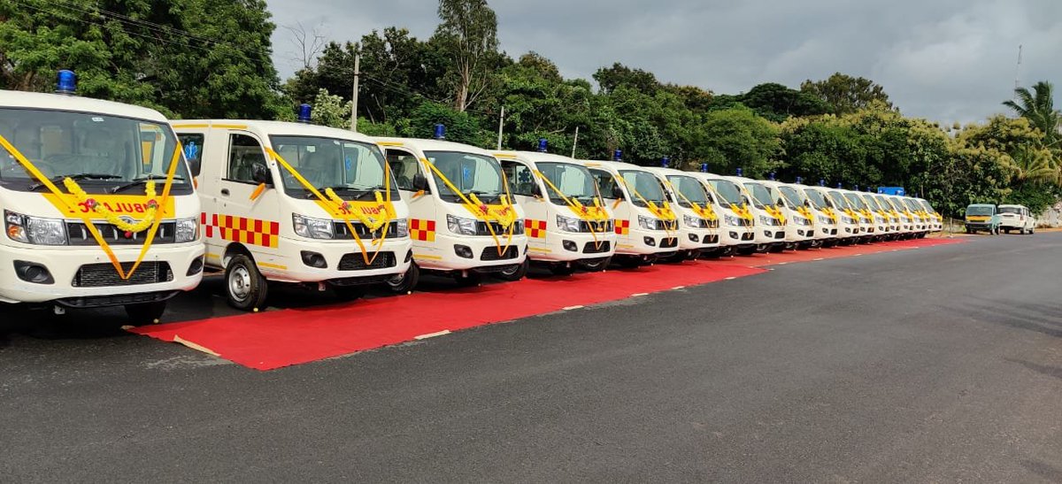 StanPlusTech's tweet image. We&apos;re stoked to have @MahindraRise Supro&apos;s provide us these vehicles on time as our teams response to the pandemic. 

Today, StanPlus transfers over 100 patients a day through their network and the #COVID19 has made apparent the lack of quality fleet more than ever before.