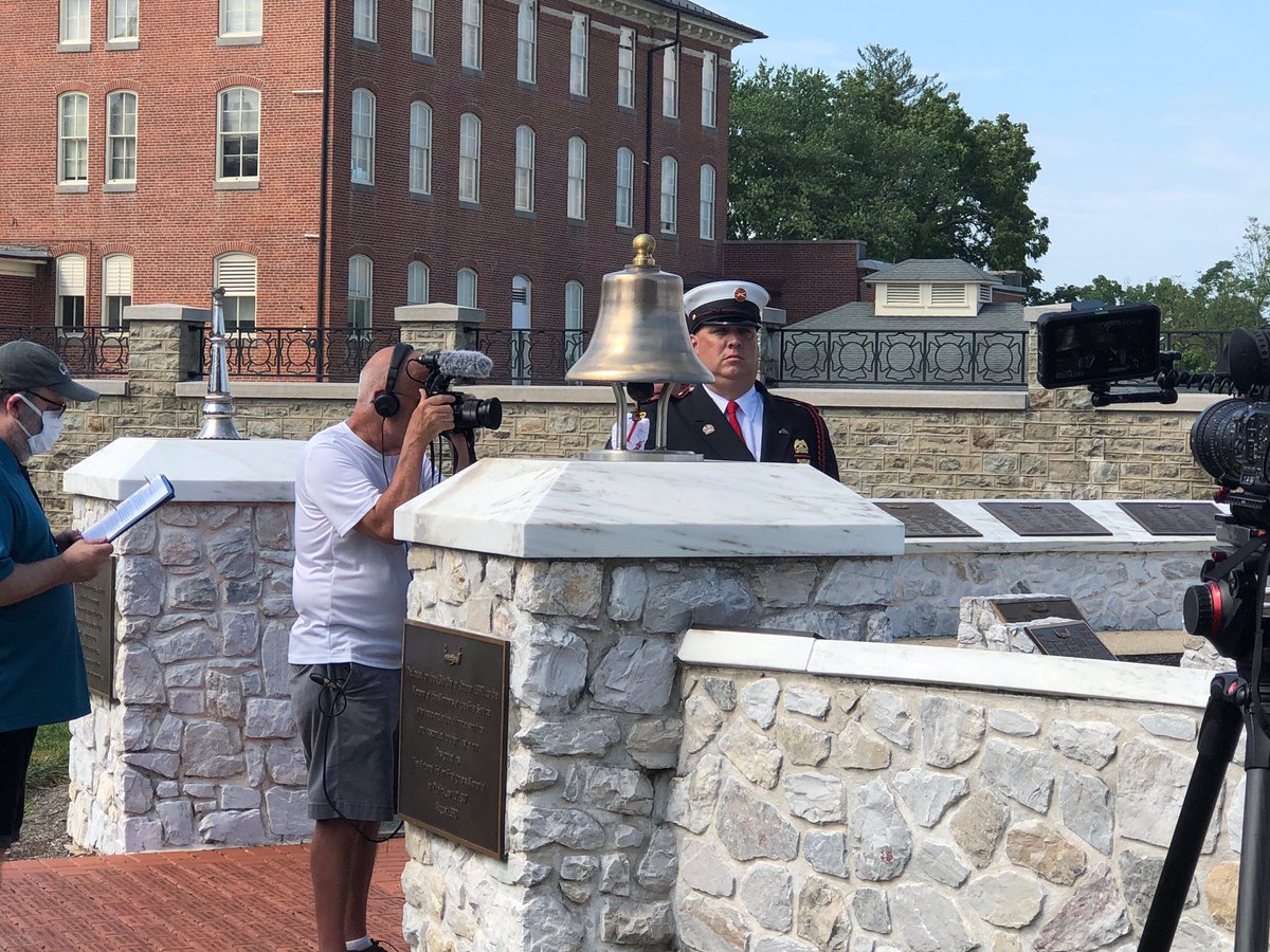 LCFR_HG's tweet photo. Being a part of a team is a family commitment, the Honor Guard is no different. We were honored to assist @NFFF_News with a special detail yesterday and are very thankful for our families who support us and help keep our uniforms sharp. #FireFamily #TakingCareOfEachOther https://t.co/oCIUvftkMc