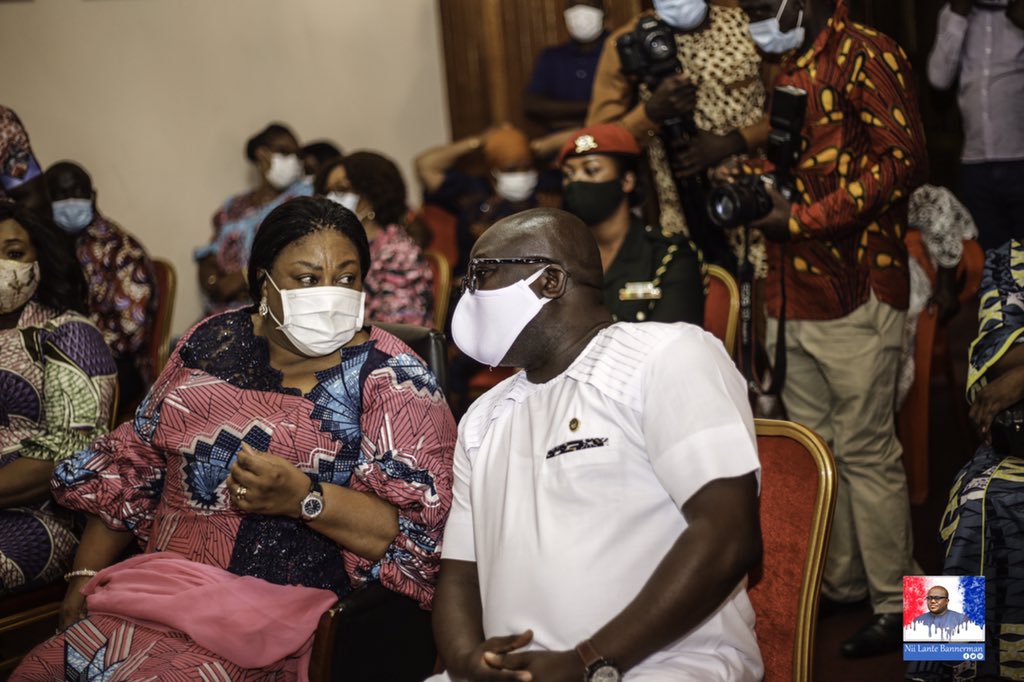 NiiBanner's tweet photo. As part of our annual contributions to the Homowo celebrations, the First Lady H.E @RAkufoAddo, myself and distinguished deligations from the government yesterday, supported some selected houses in the Odododiodioo constituency. #NiiBanner #NiiBanner4MP #4MoreToDoMoreForYou https://t.co/SmD7pVJwDm