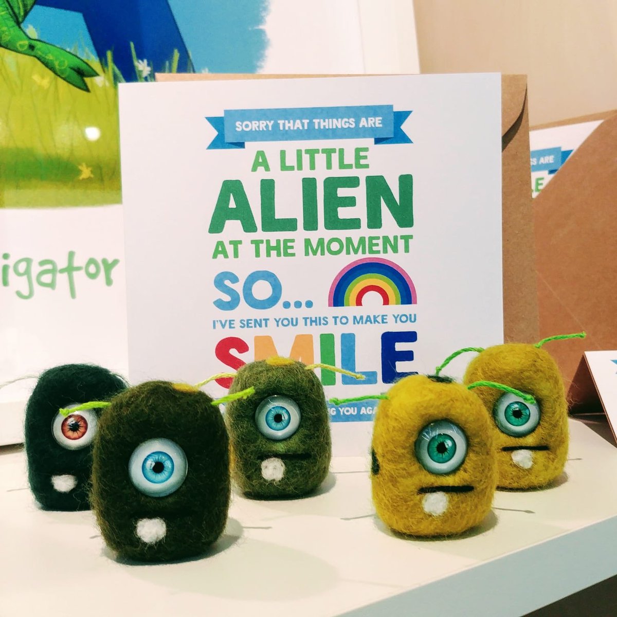 Need something to smile about? We’ve got just the thing with these super cute handmade felt aliens by <a href="/sdbillustration/">sdbillustration</a>. Complete with greetings card, they’re the perfect thing to send to someone in need of a pick me up. Who wouldn’t love these!❤️
