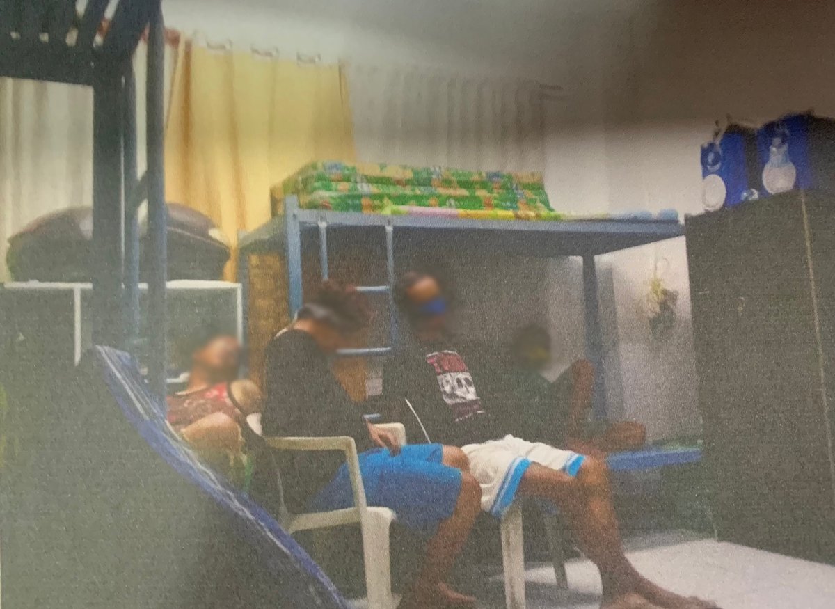 The NBI’s investigation showed that the buy-bust operations were fabricated. The victims were allegedly kidnapped by the police, handcuffed, blindfolded and detained inside the police station as shown in these pictures. | via  @Nikobaua