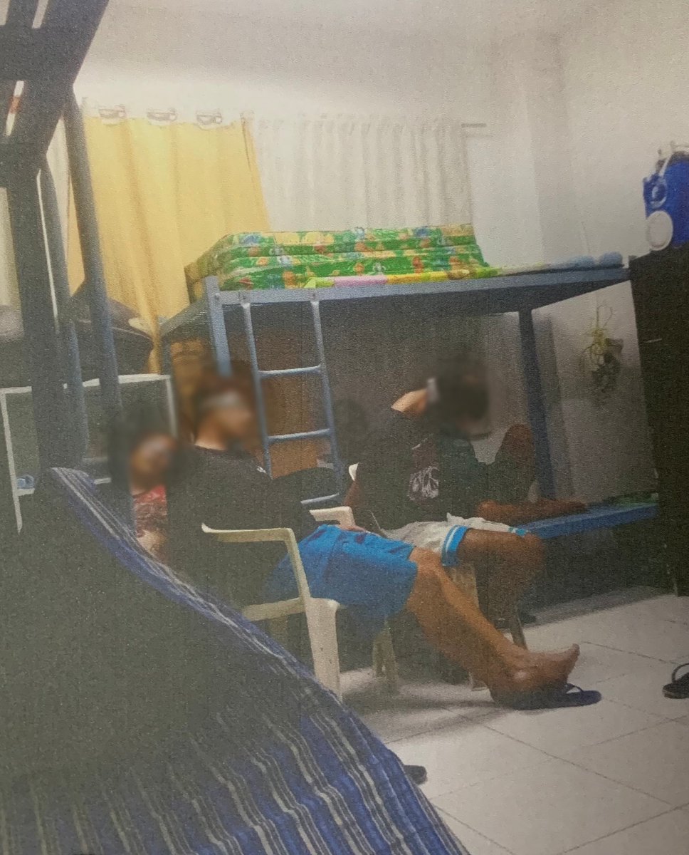 The NBI’s investigation showed that the buy-bust operations were fabricated. The victims were allegedly kidnapped by the police, handcuffed, blindfolded and detained inside the police station as shown in these pictures. | via  @Nikobaua