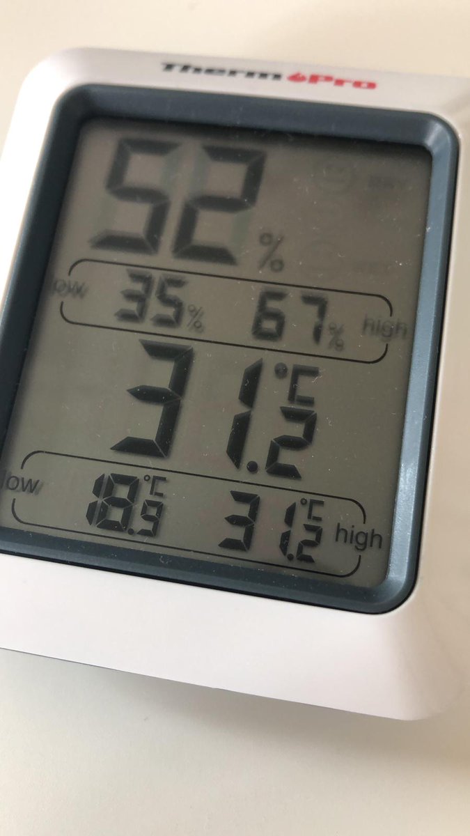 steviedubyu's tweet photo. My friend rents a new-build flat in Cardiff. She's a social worker - social working from home this week. With a south-facing glass frontage and no way to get a through-breeze, it's 31 degrees and rising in her flat. Let's #BuildFlatsBetter @theccc @KathrynABrown @ChiefExecCCC https://t.co/eZFenYMfEi